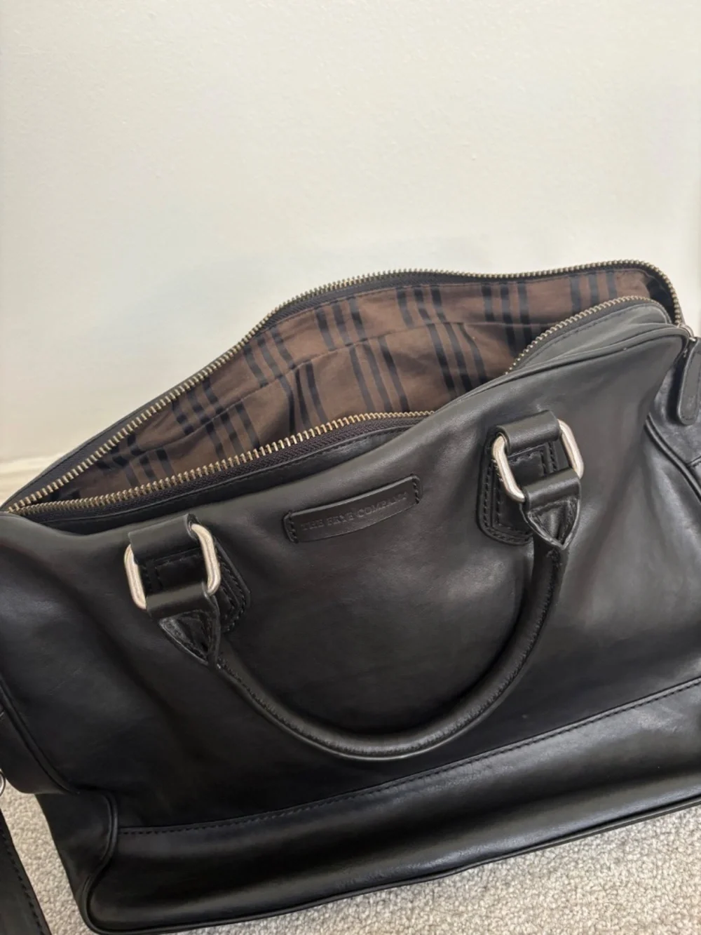 Frye Italian Leather briefcase - Pristine Condition - Black